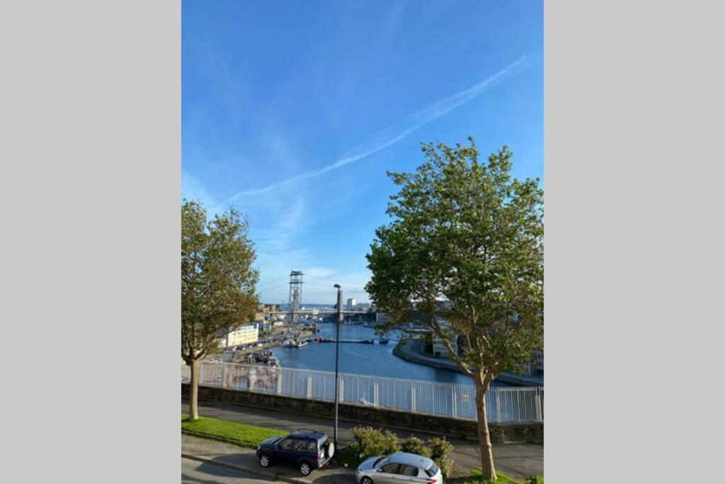 Milin : Appt 2 Ch Vue Sur Mer, Lumineux - Centre-Ville, Proche Facs, Telepherique Et Arsenal. 브레스트 외부 사진