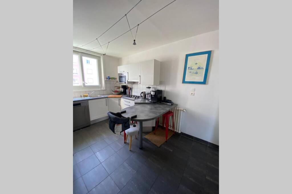 Milin : Appt 2 Ch Vue Sur Mer, Lumineux - Centre-Ville, Proche Facs, Telepherique Et Arsenal. 브레스트 외부 사진